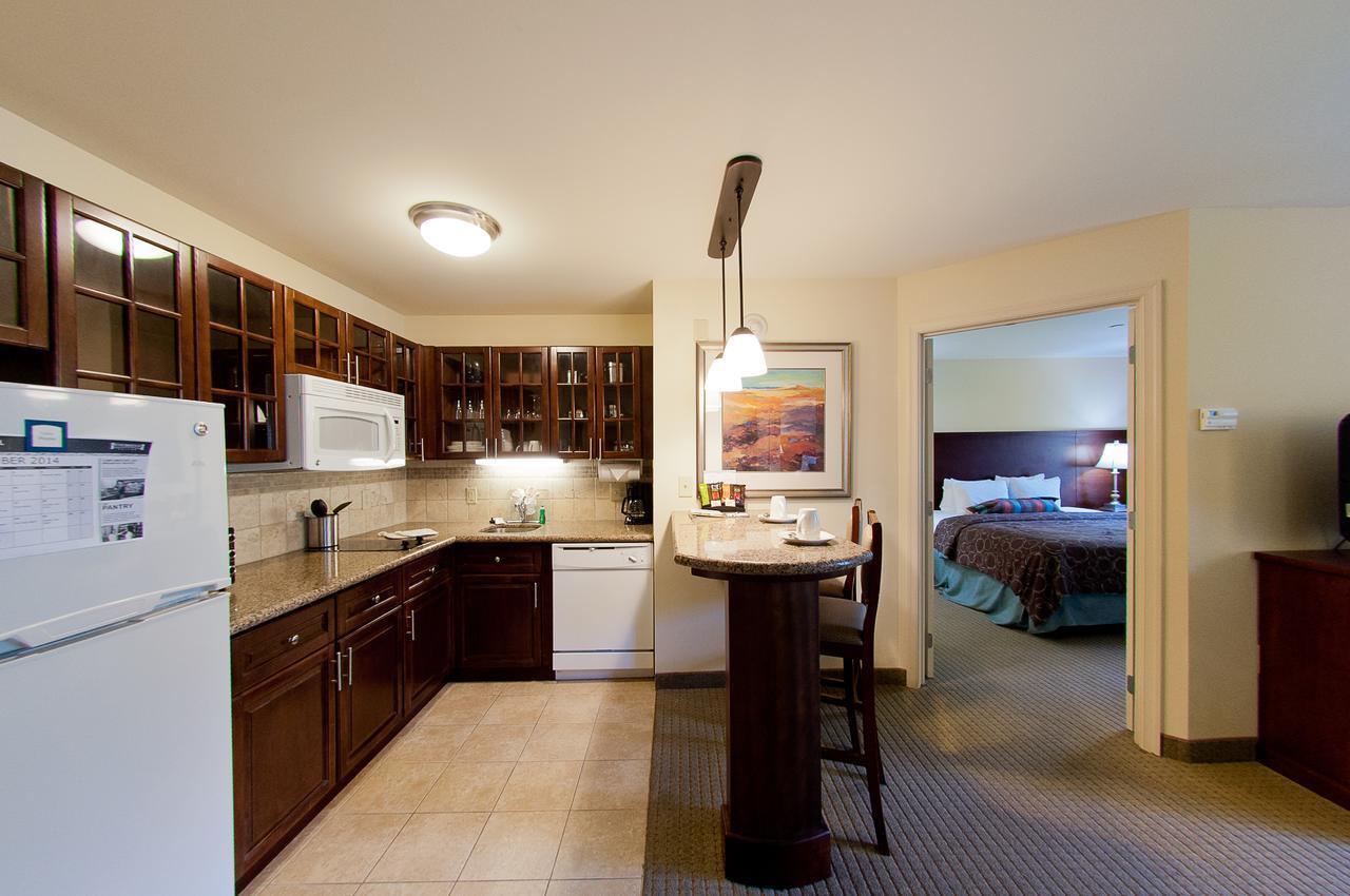 Staybridge Suites East Stroudsburg - Poconos By Ihg Bagian luar foto