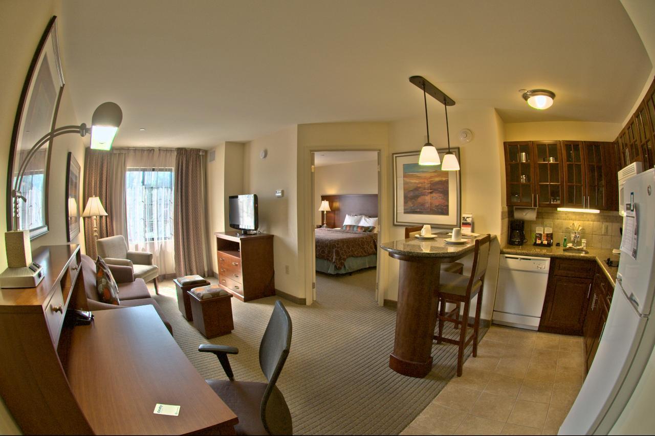 Staybridge Suites East Stroudsburg - Poconos By Ihg Bagian luar foto