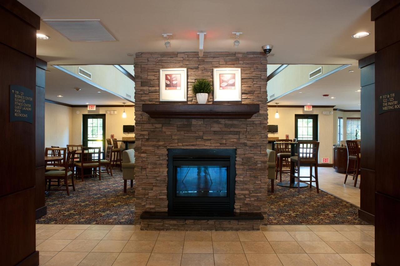 Staybridge Suites East Stroudsburg - Poconos By Ihg Bagian luar foto