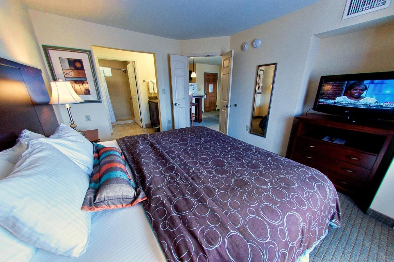 Staybridge Suites East Stroudsburg - Poconos By Ihg Bagian luar foto